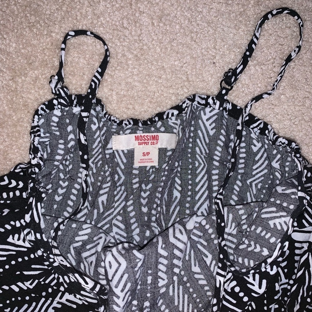 Mossimo Romper - Picture 3 of 9